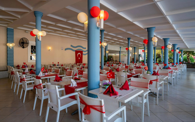 The Garden Beach Hotel