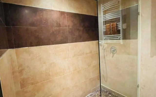 Very nice apartment near the city center & beach