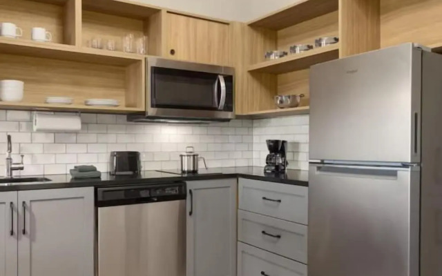 Candlewood Suites Pittston by IHG
