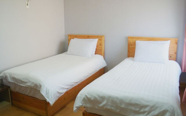 Hotel G