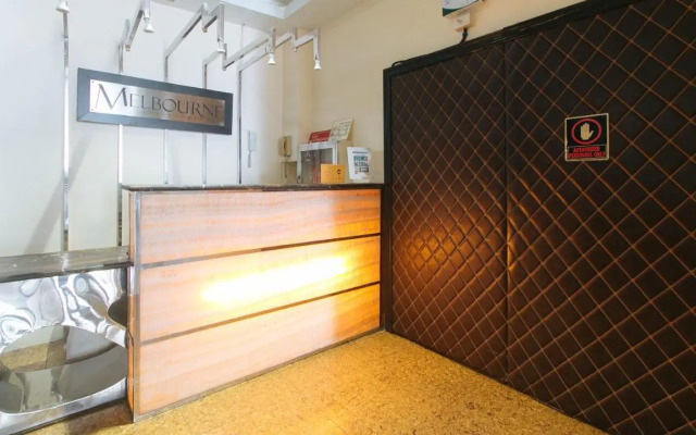 RedDoorz Plus @ Buendia Ave Makati