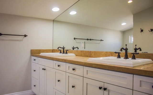 216.5 30th St. (68445)