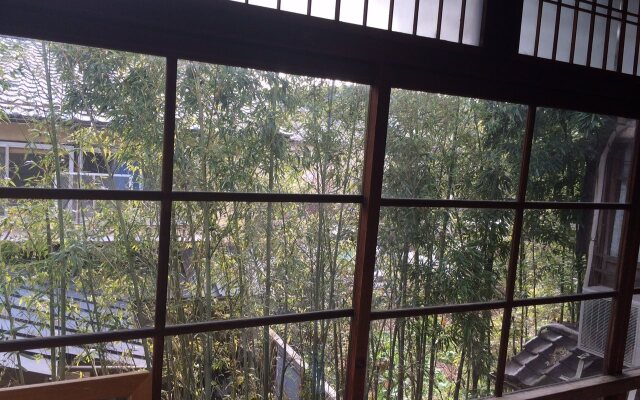 International Guest House Tani House