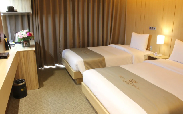 Royal Emporium Incheon Airport Hotel