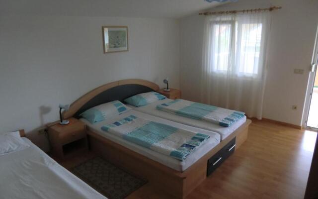 Ferien Haus Evita auf Insel Vir - Wohnung I
