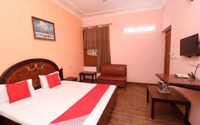 Hotel Kishore Castle