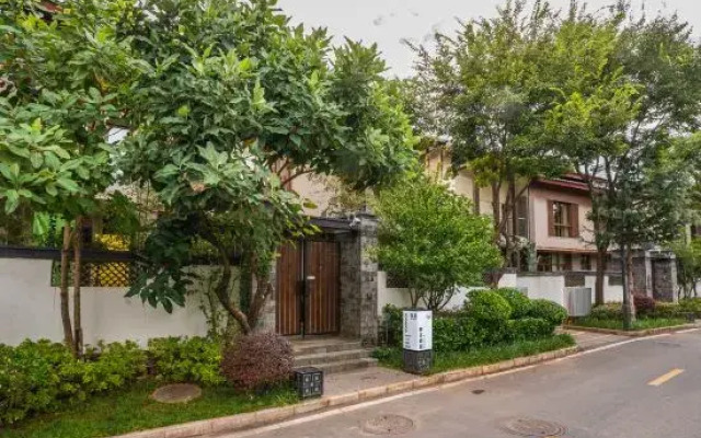 Lijiang YOLO  Courtyard Villa of Snow Mountain