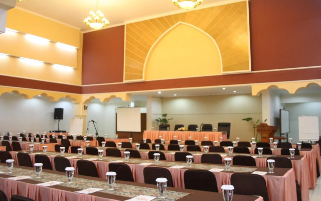 Lingga Hotel