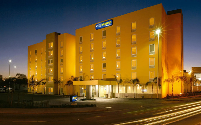 City Express by Marriott Leon