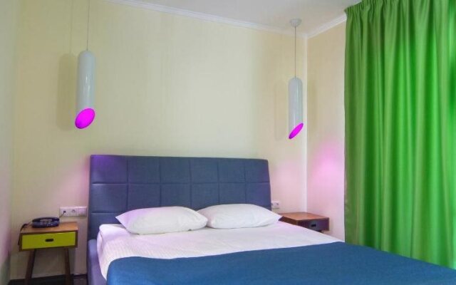 Art Up City Hotel