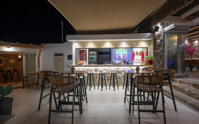 Alexandros Mykonos