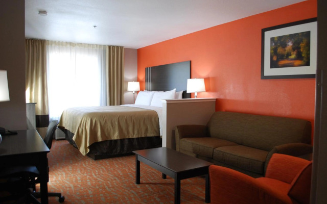 Quality Inn & Suites Fresno Northwest