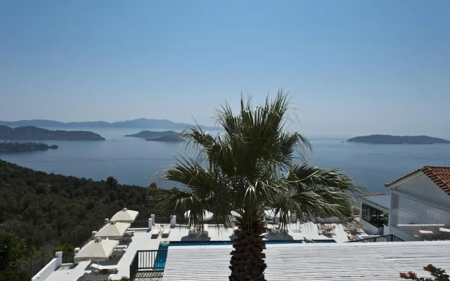 Skiathos Club Hotel Suites