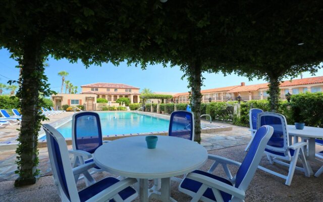 La Fiesta Ocean Inn And Suites