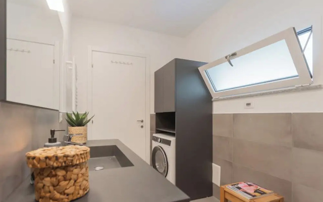 Residenza Maxim With Pool by Rent all Como