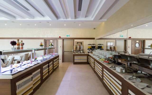 The Grand Mira Hotel