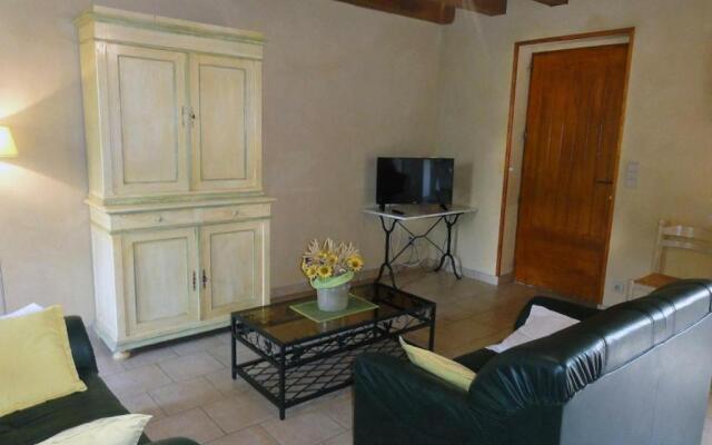 Gîte Salignac-Eyvigues, 3 pièces, 5 personnes - FR-1-616-5