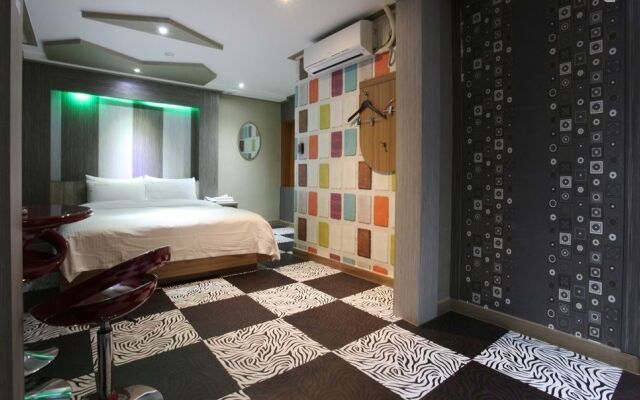 S1 Motel