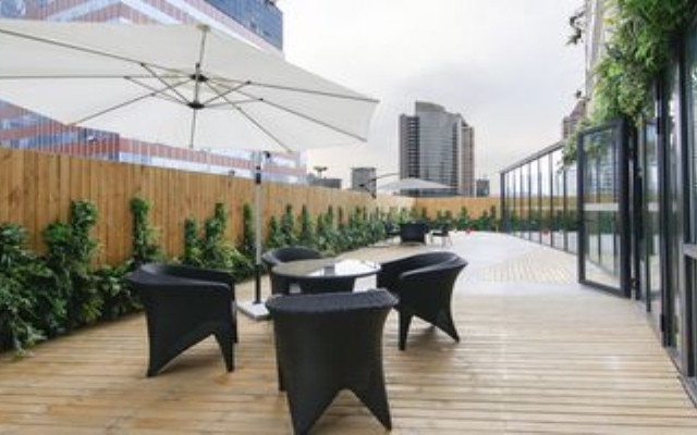 GEM Hotel (Shanghai Bund Nanjing East Road Pedestrian Street shop)