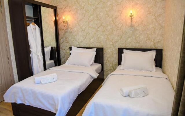 Hotel Late