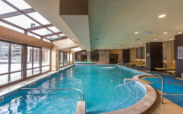 St. George Ski & Holiday