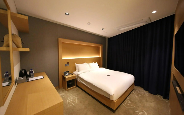 Sea Cruise Hotel