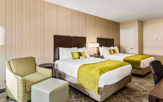 Best Western Plus Philadelphia-Pennsauken Hotel