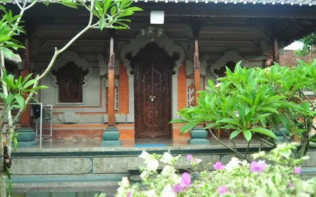 Bisma Sari House