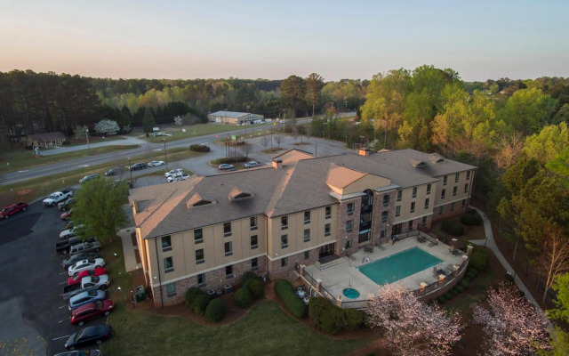 The Lodge On Lake Oconee