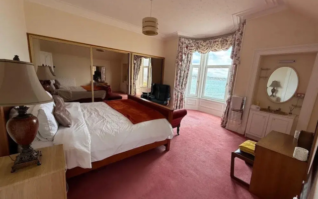 Strathlene House Retreat - 5 Bedrooms