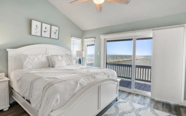 Pier Perfection K101 3 Bedroom Condo