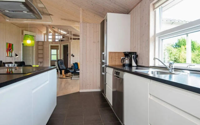 8 Person Holiday Home in Hemmet