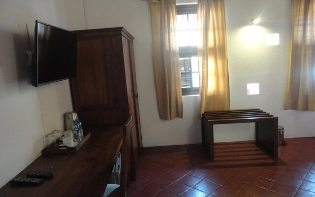 Robert Residence
