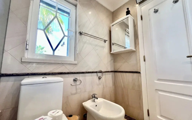 Vilamoura Deluxe Villa by Homing