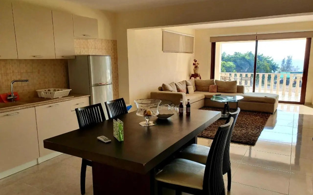JOANNA SUNSET APTS Pomos