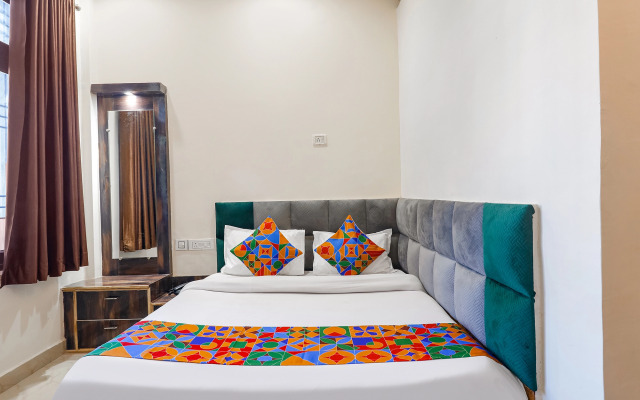 Fabexpress Royal Villas