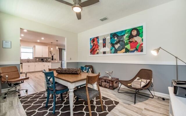 6-Bedroom Villa in Four Corners 1409RF