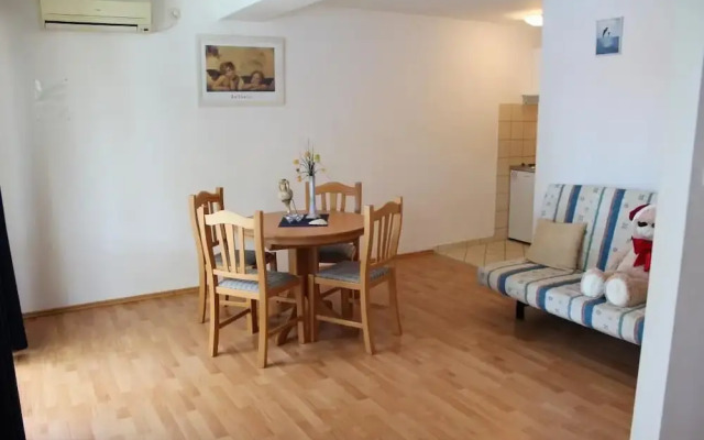 Apartments Lozica