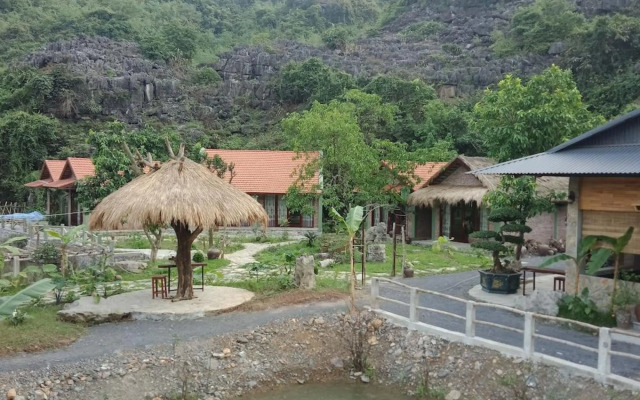 Rustic Houses Tam Coc