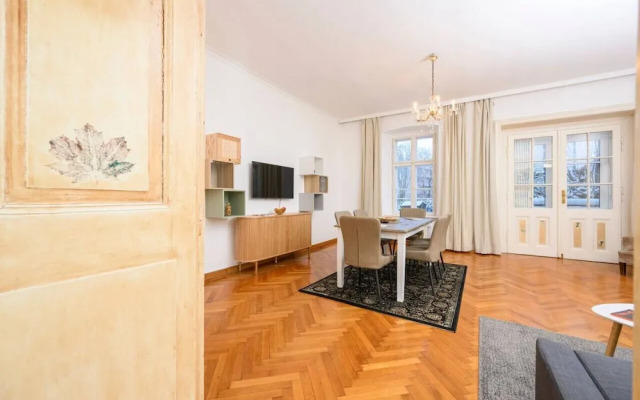 Spacious 2BR Stay for 6 Heart of Mödling