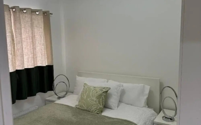 Stunning 3-bed House in Manchester