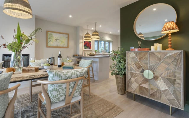 Barakat Lakes Escape