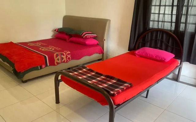 Capital O 91189 Chalet Asyuk Maju