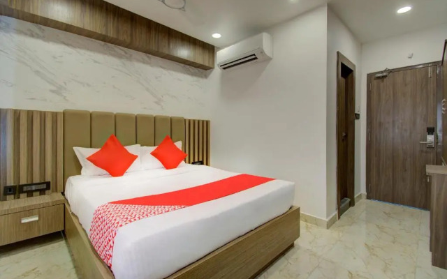 V Hotel by OYO Rooms