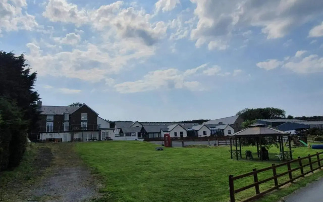 Bryncarnedd Cottages