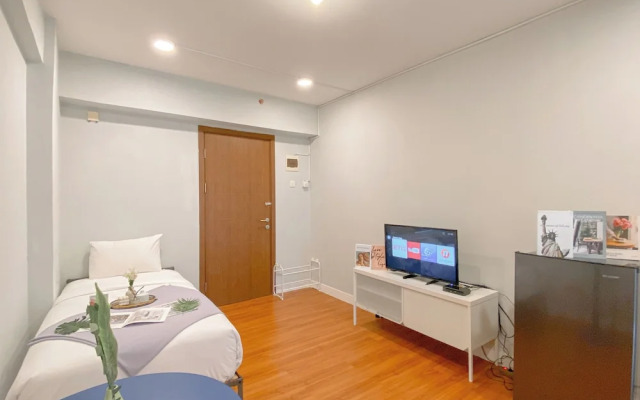 Good Studio Room at Cinere Resort Apartment