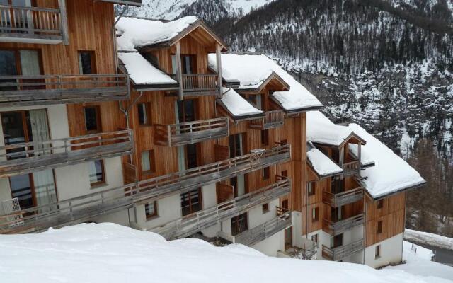 Appartement 6 personnes - Les Chalets de Bois Méan Bât. D - Station Orres1800