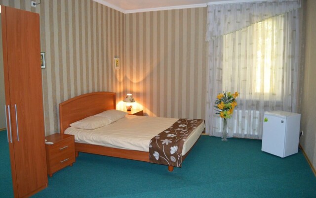 Mini Chisinau Hotel