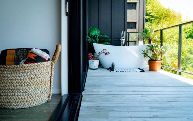 Wharf Retreat Unit 2