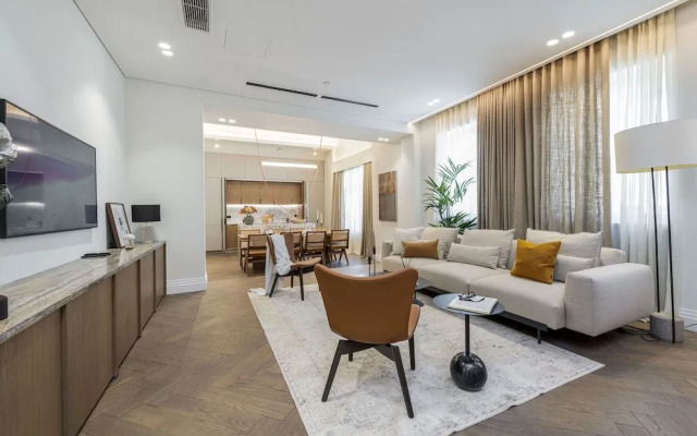 Covent Garden Piazza By Stayo